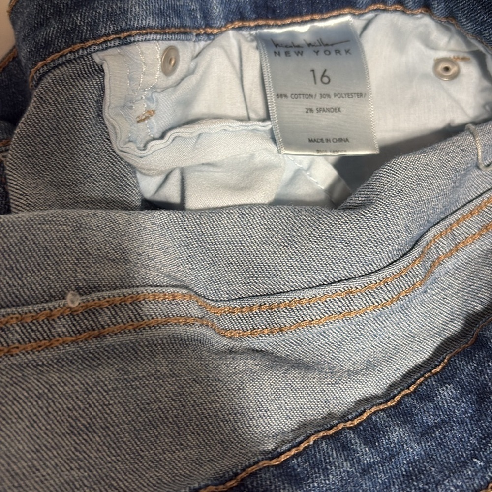 Nicole Miller Soho High Rise Ankle Skinny Distressed Jeans(154) - Picture 4 of 7